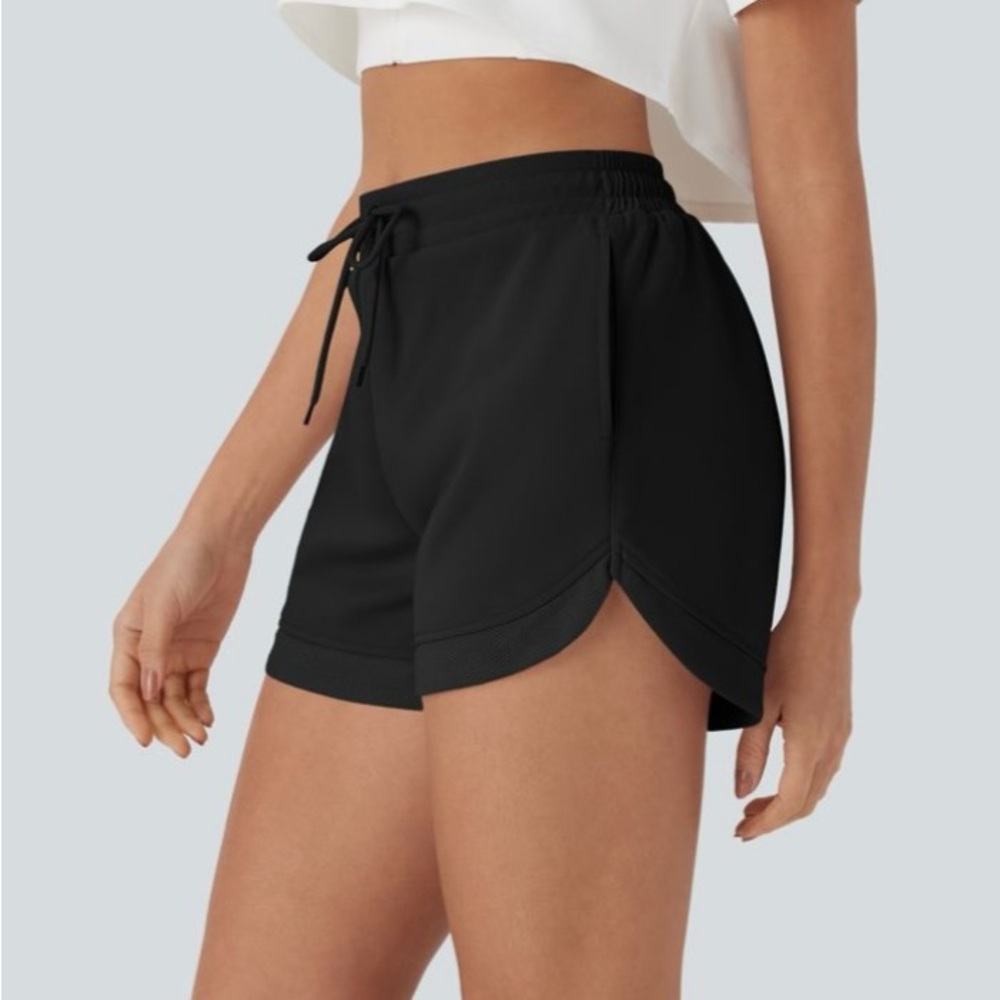 HALARA Black High Waist Women's Shorts